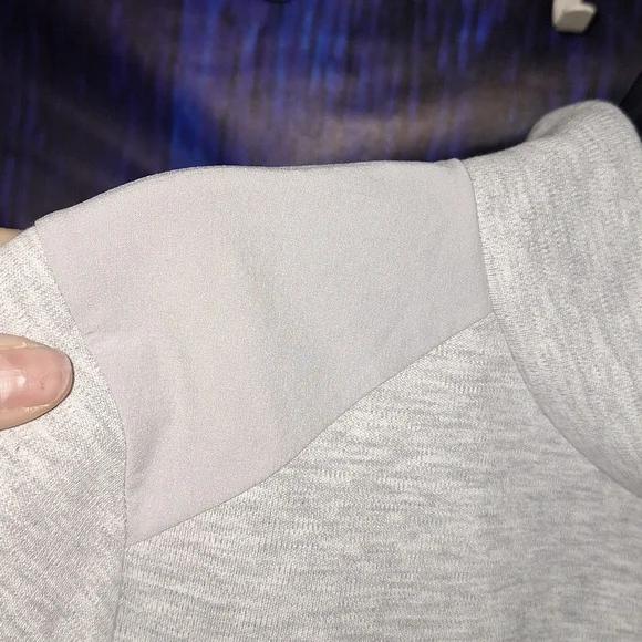 Puma cropped workout top Gray - Picture 3 of 7